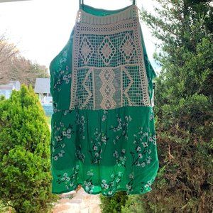 Green lace sleeve less top